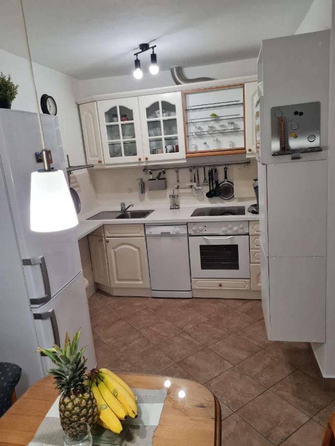 Apartmani Lovre I Zara Εξωτερικό φωτογραφία