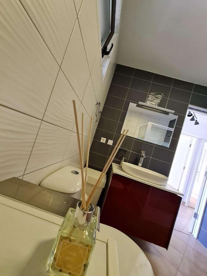 Apartmani Lovre I Zara Εξωτερικό φωτογραφία